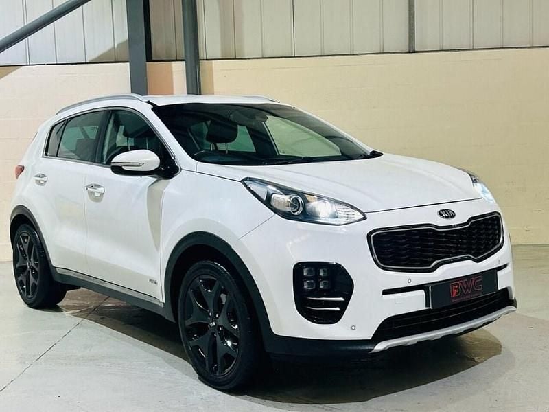 White Used 2017 Kia Sportage GT-Line SUV | £10,000 (Good price) - Image 1/4