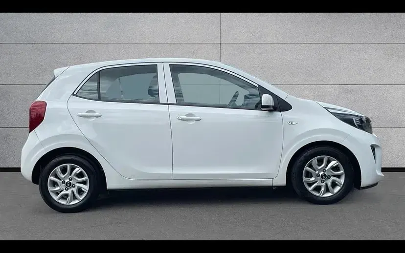 Used Kia Picanto 83 HP (61 kW) 2018 White Hatchback