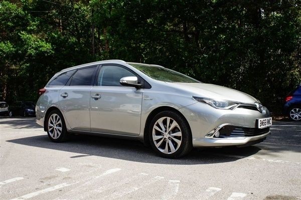 Grey Used 2016 Toyota Auris Estate | £11,995 (A bit pricey) - Image 1/1