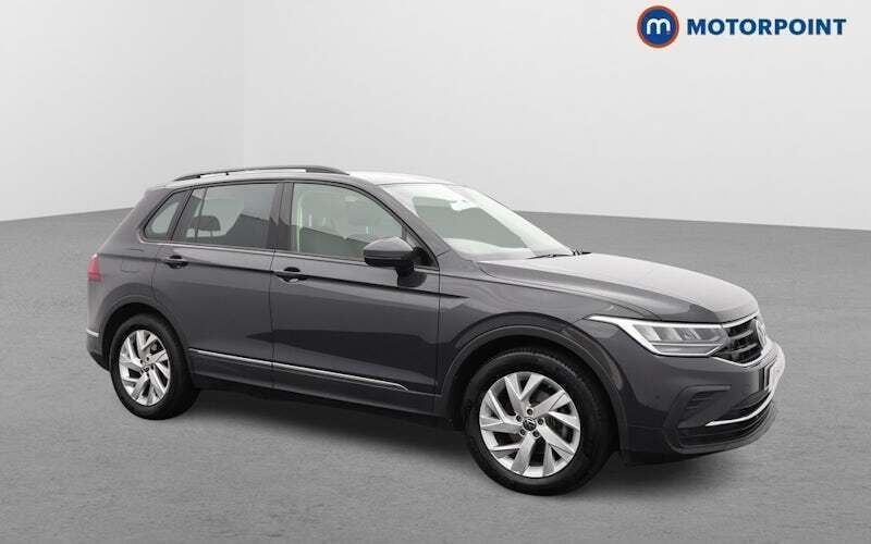 Used 2024 VW Tiguan Life SUV | £21,049 (Super price) - Image 1/4