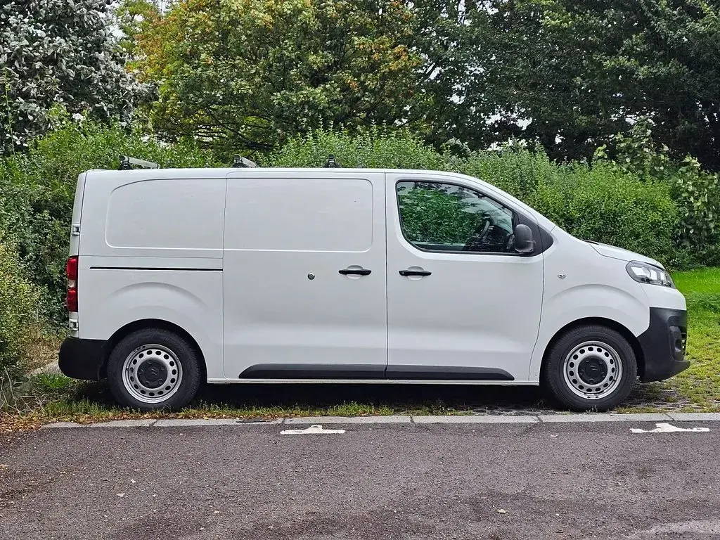 Used Citroën Dispatch 2020 White MPV