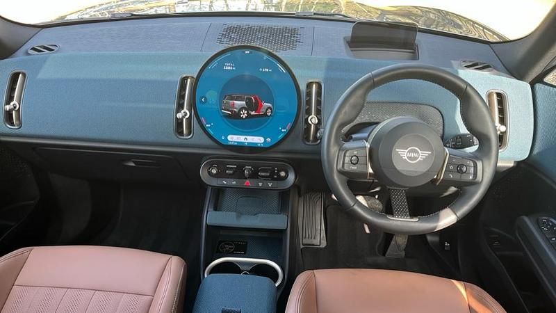 Used Mini Countryman Exclusive 218 HP (160 kW) 2024 Green SUV