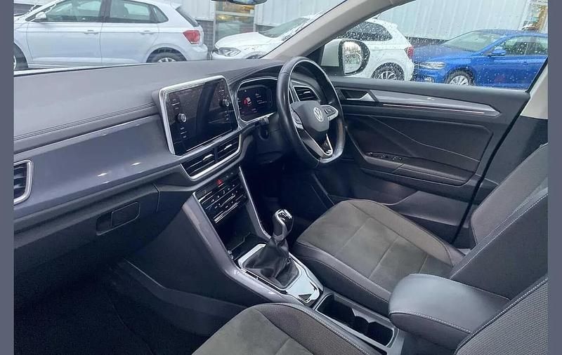 Used VW T-Roc Style 150 HP (110 kW) 2022 White SUV