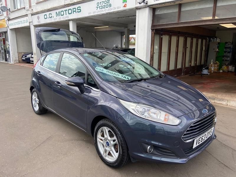 Used Ford Fiesta Zetec 2014 Grey Hatchback