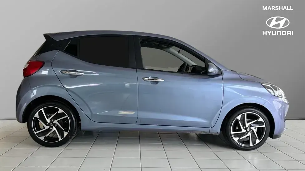 New Hyundai i10 Premium 79 HP (58 kW) 2026 Meta blue Hatchback