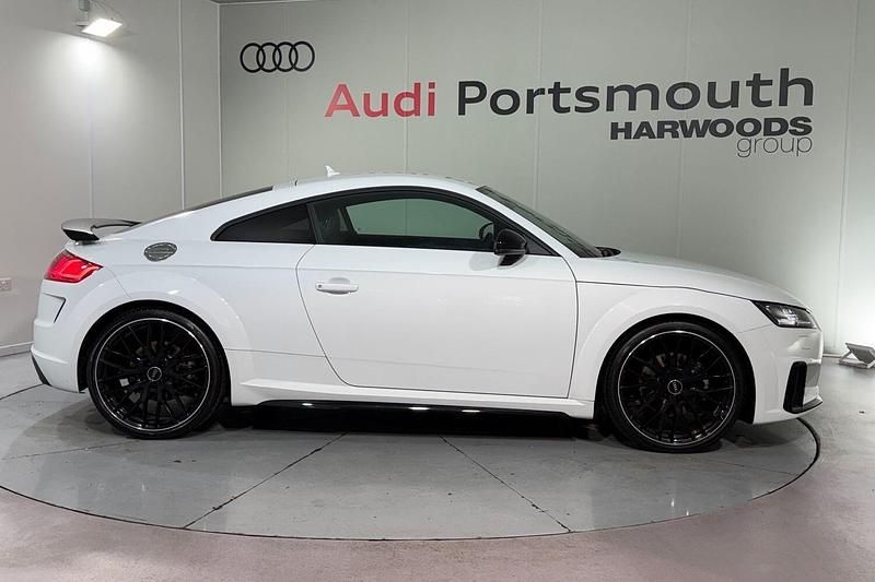 Used Audi TT Black Edition 197 HP (144 kW) 2023 White Coupe