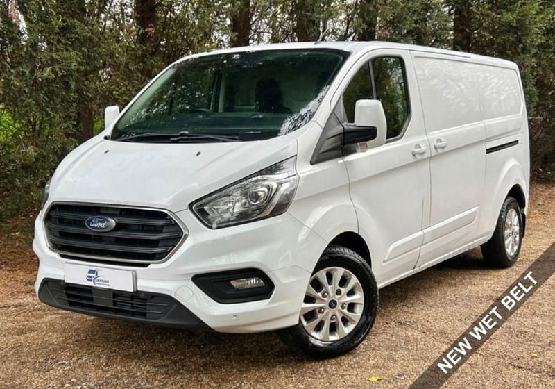 White Used 2018 Ford Transit Custom Limited | £8,995 (Good price) - Image 1/4