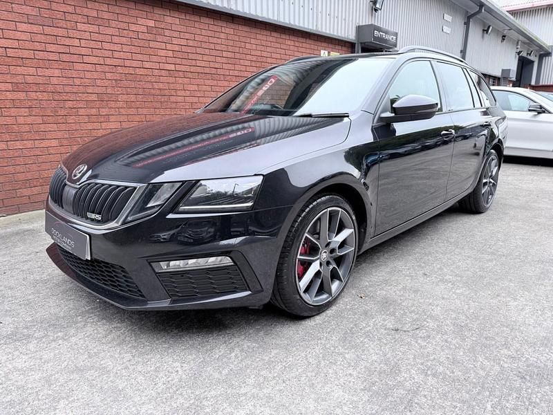 Black Used 2018 Skoda Octavia vRS Estate | £14,650 (Fair price) - Image 1/4