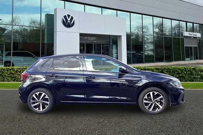 Used VW Polo Match 95 HP (69 kW) 2024 Black Hatchback