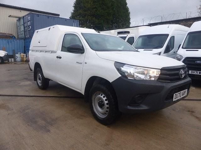 White Used 2020 Toyota HiLux Active Pickup | £13,950 (Good price) - Image 1/4