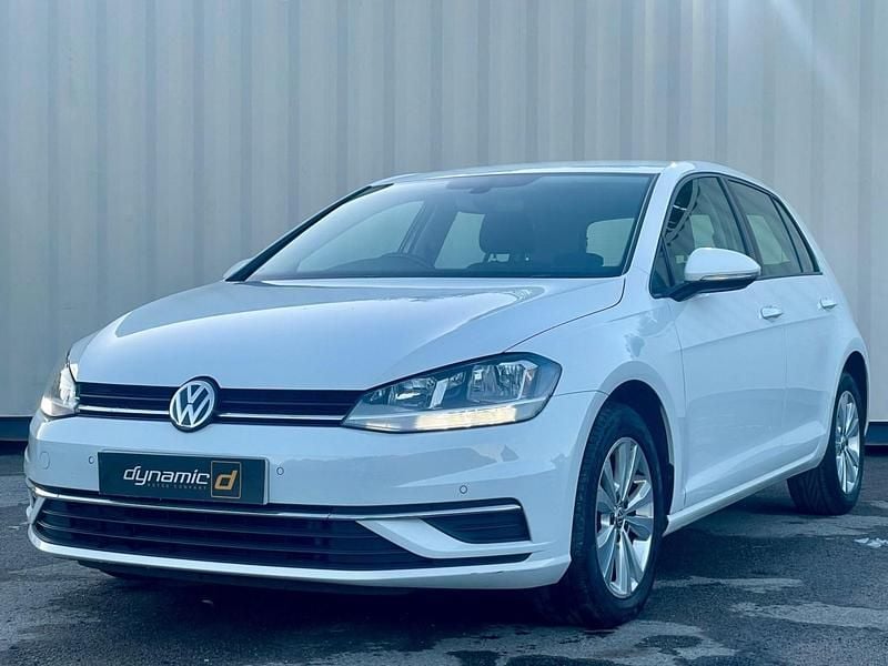 Used VW Golf VII SE 150 HP (110 kW) 2017 White Hatchback