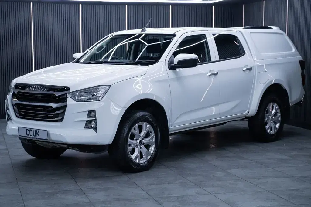 Used Isuzu D-Max 164 HP (120 kW) 2023 White Pickup