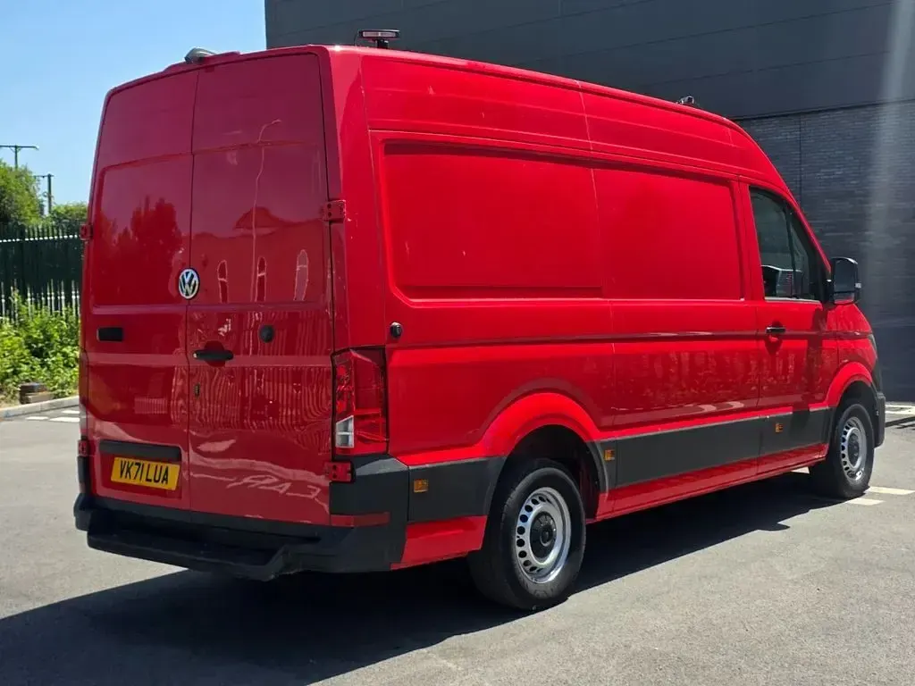 Used VW Crafter Trendline 140 HP (102 kW) 2021 Red Van