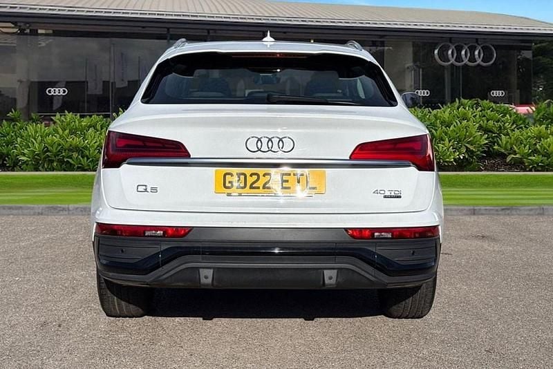 Used Audi Q5 Sport 204 HP (150 kW) 2022 White SUV