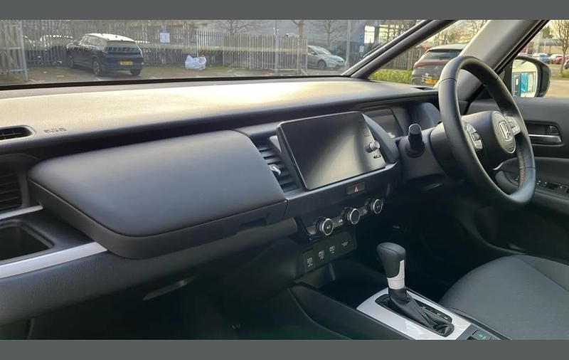 New Honda Jazz Elegance 120 HP (88 kW) 2025 White Hatchback