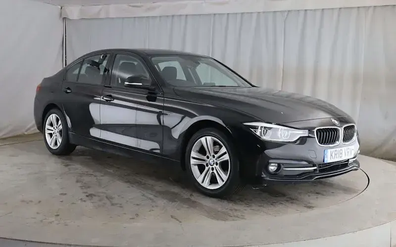 Begagnad BMW 316 Sport Line 116 HK (85 kW) 2018 Sedan
