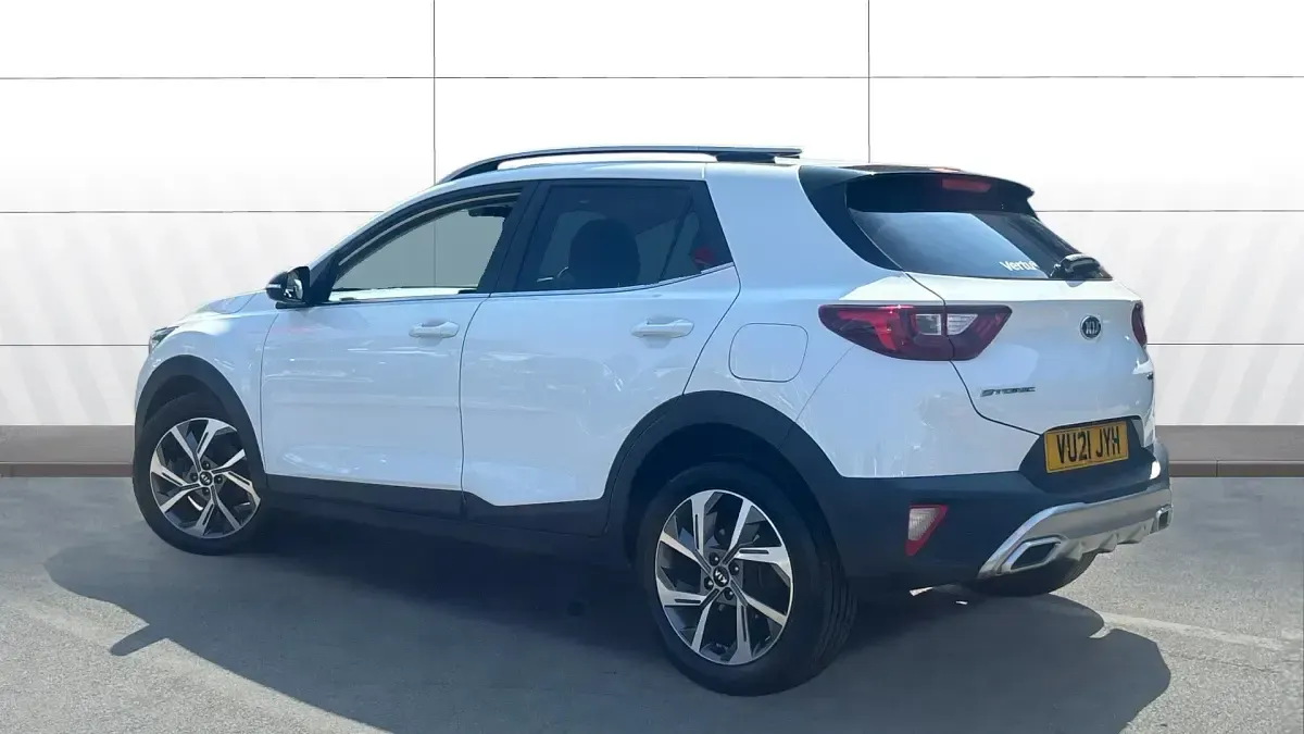Used Kia Stonic GT-Line 120 HP (88 kW) 2021 White SUV