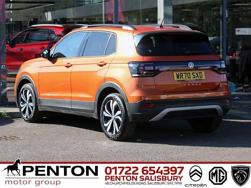 Used VW T-Cross SE 110 HP (80 kW) 2020 Orange SUV