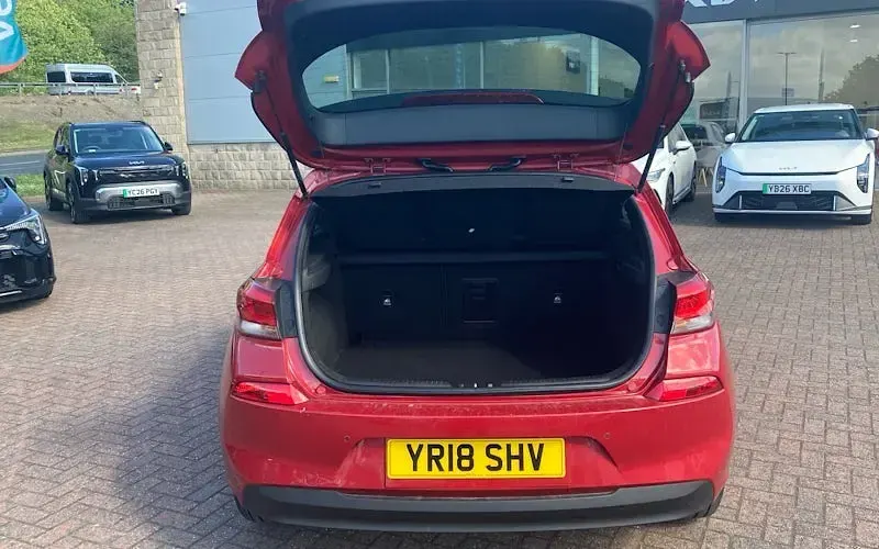 Used Hyundai i30 Premium 140 HP (102 kW) 2019 Hatchback