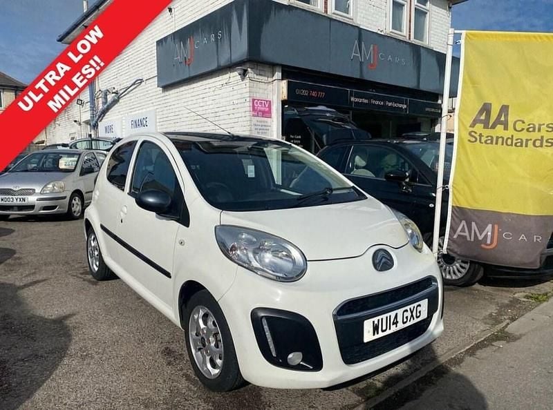 White Used 2014 Citroën C1 Platinum Hatchback | £4,995 (Fair price) - Image 1/4