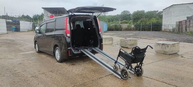 Black Used 2025 Toyota Voxy MPV | £13,450 (Fair price) - Image 1/4
