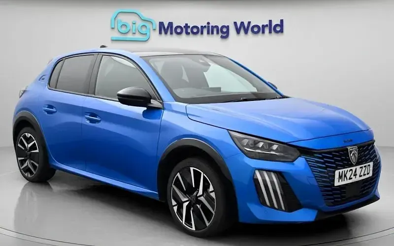 Used Peugeot 208 GT 102 HP (75 kW) 2024 Hatchback