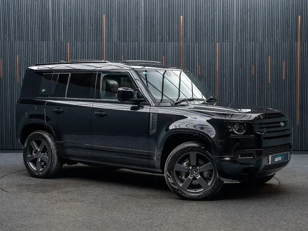 Usado Land Rover Defender HSE Dynamic 2023 Preto SUV
