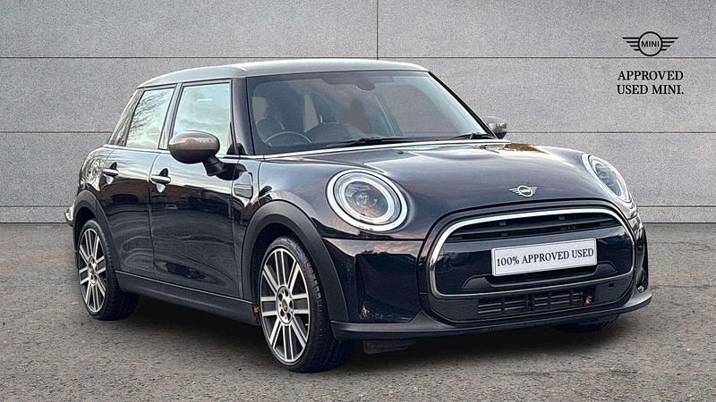 Used Mini Cooper Exclusive 134 HP (98 kW) 2021 Black Hatchback