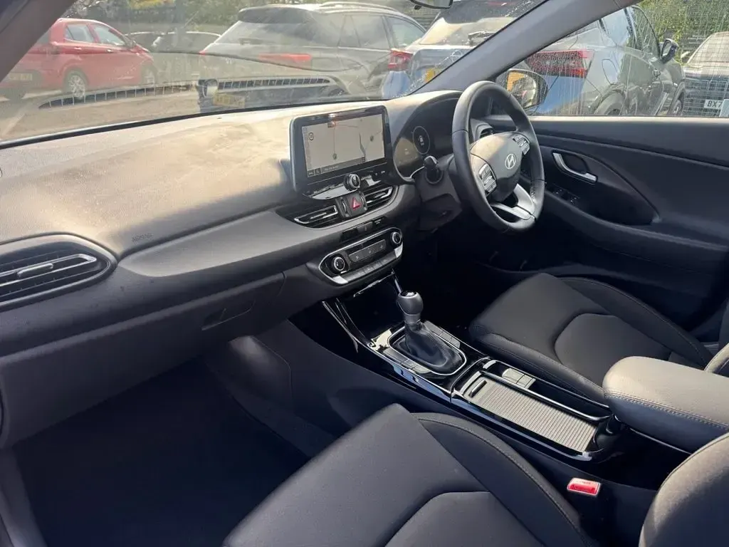 New Hyundai i30 Advanced 160 HP (117 kW) 2025 Grey Hatchback