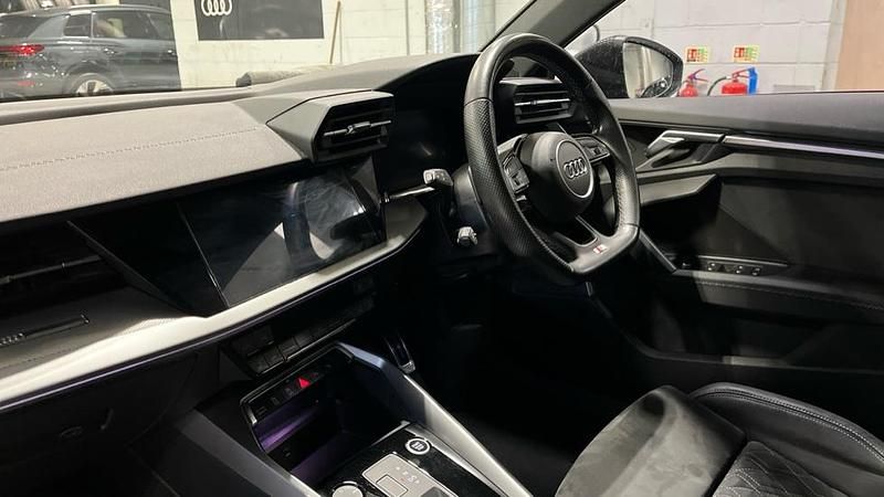 Used Audi A3 Comfort 150 HP (110 kW) 2022 Blue Sedan