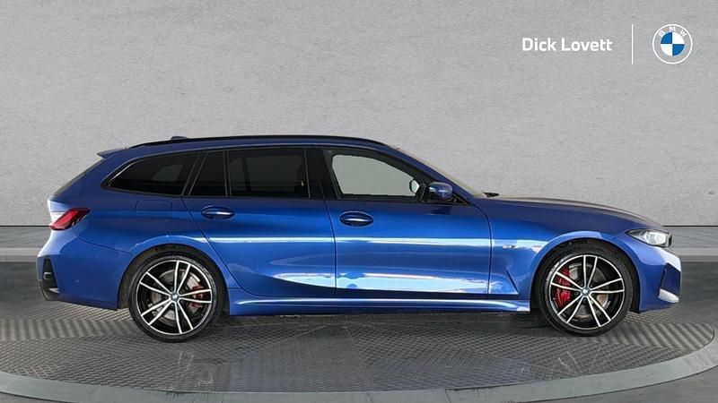 Used BMW 330e M Sport 288 HP (211 kW) 2023 Blue Estate