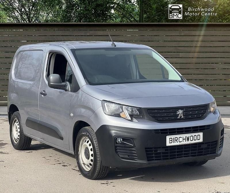Usado Peugeot Partner 2019 Cinzento Monovolume