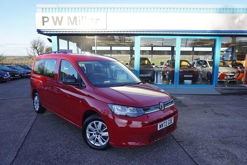 Red Used 2022 VW Caddy Maxi Life MPV | £21,990 (Super price) - Image 1/1