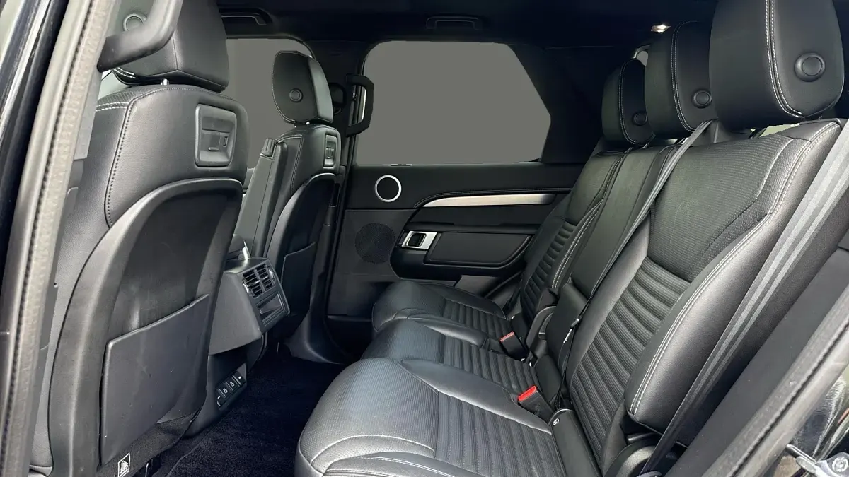 Used Land Rover Discovery R-Dynamic 249 HP (183 kW) 2021 Black SUV