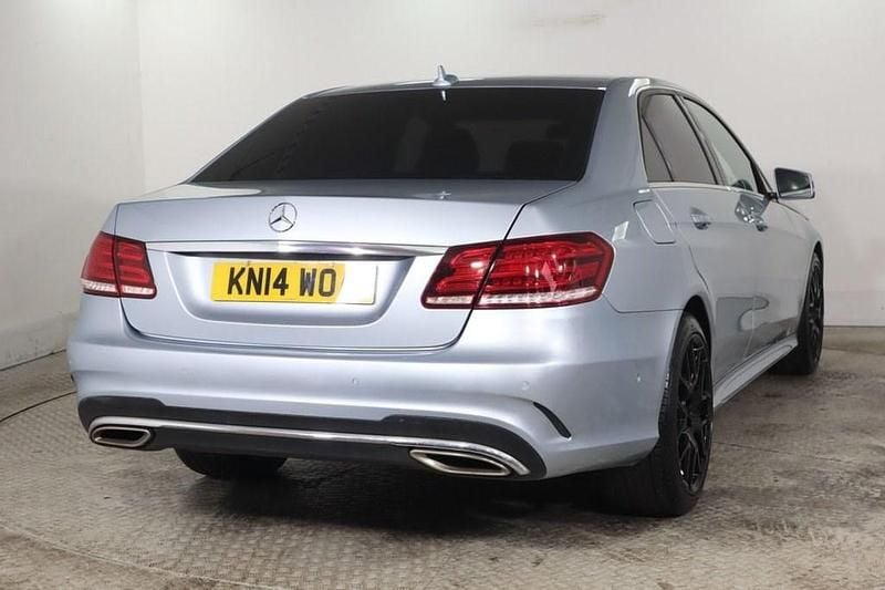 Used Mercedes E220 AMG 170 HP (125 kW) 2014 Silver Sedan