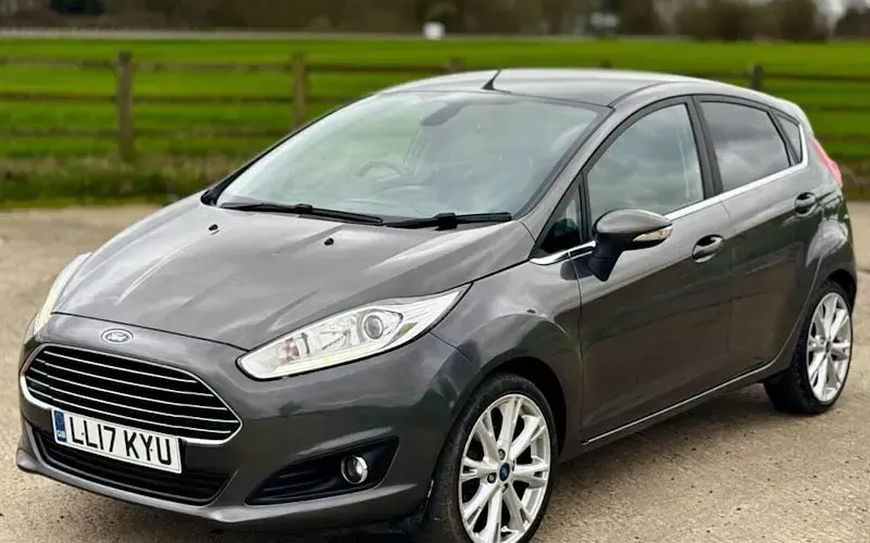 Used Ford Fiesta Zetec 125 HP (91 kW) 2017 Hatchback