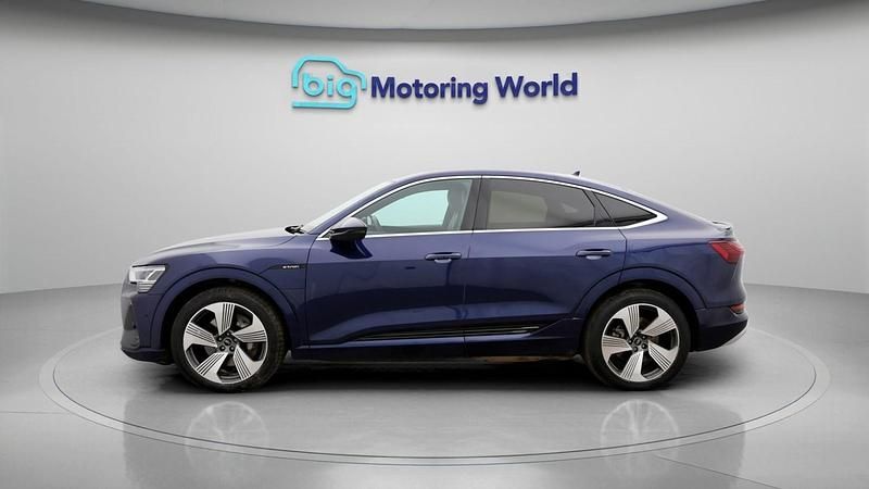 Used Audi e-tron S-Line 300 kW (408 HP) 2023 Blue SUV