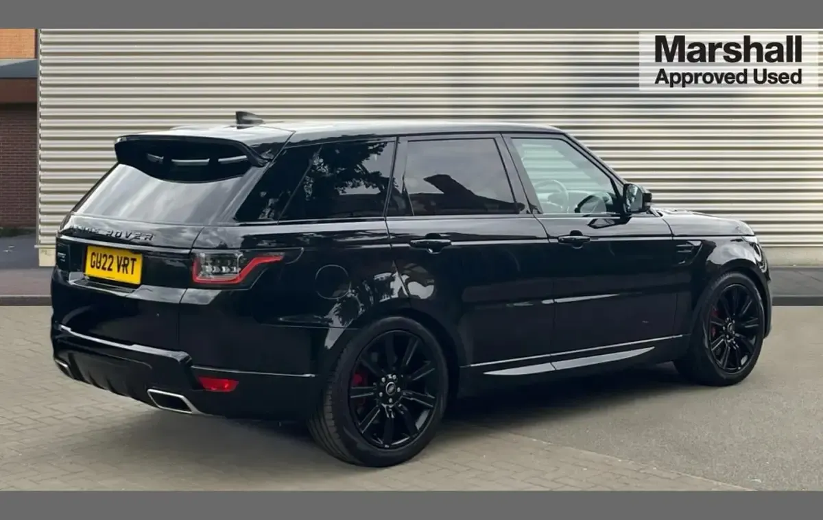 Used Land Rover Range Rover Sport HSE Dynamic 404 HP (297 kW) 2022 Santorini black metallic SUV