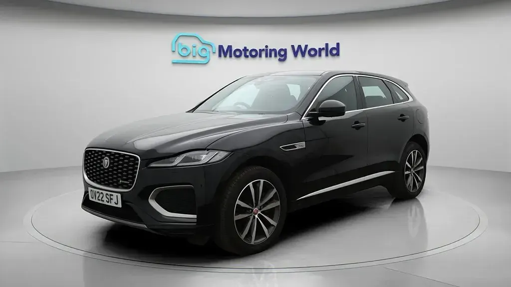 Używany Jaguar F-Pace R-Dynamic 404 KM (297 kW) 2022 Czarny SUV