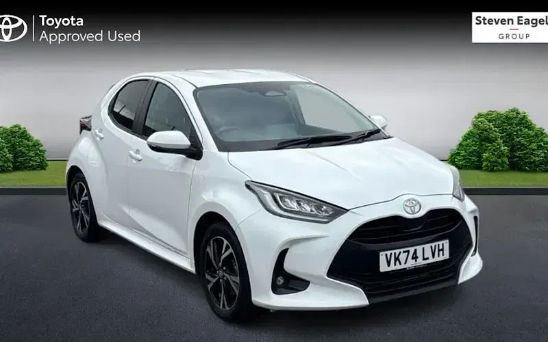 Used Toyota Yaris Design 116 HP (85 kW) 2024 Hatchback