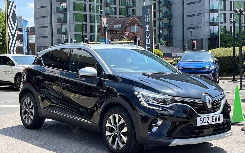 Black Used 2021 Renault Captur Version S SUV | £15,344 (Fair price) - Image 1/3