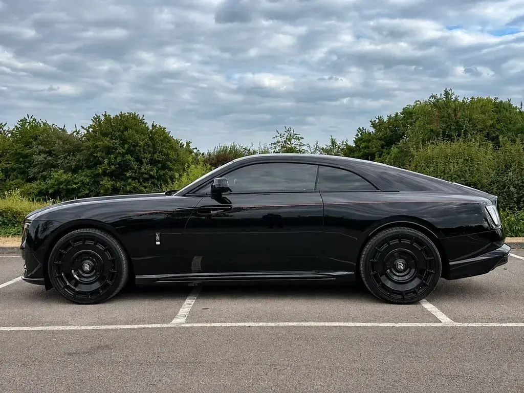 Used Rolls Royce Spectre 430 kW (585 HP) 2024 Black Coupe