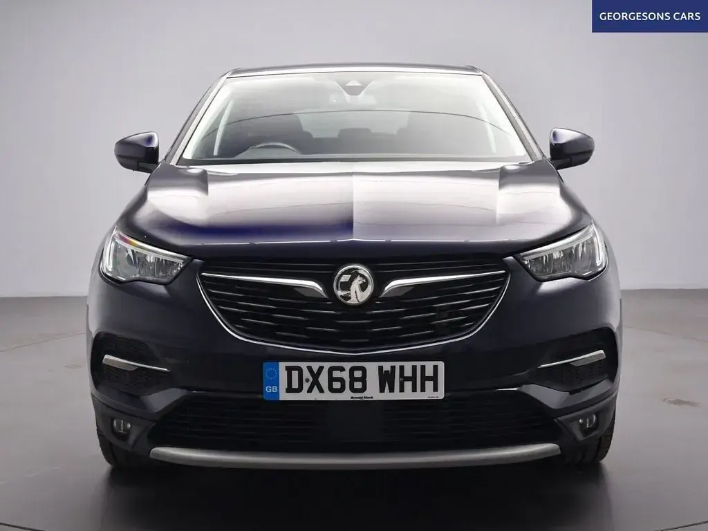 Used Vauxhall Grandland X S 130 HP (95 kW) 2018 Mauve/purple SUV