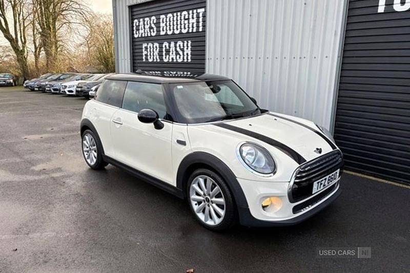 Used Mini Cooper Hatch 136 HP (100 kW) 2014 White Hatchback
