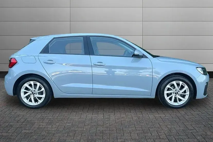 Used Audi A1 Sportback Sport 94 HP (69 kW) 2023 Arrow grey Hatchback