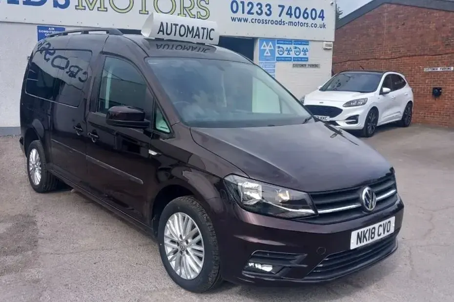 Begagnad VW Caddy Maxi Life 2018 Lila Minibuss