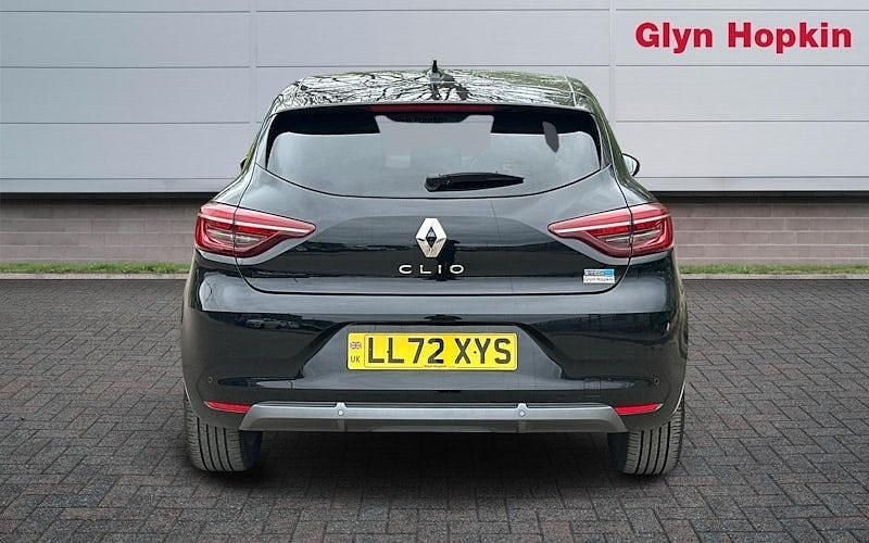 Used Renault Clio V RS Line 140 HP (102 kW) 2022 Hatchback