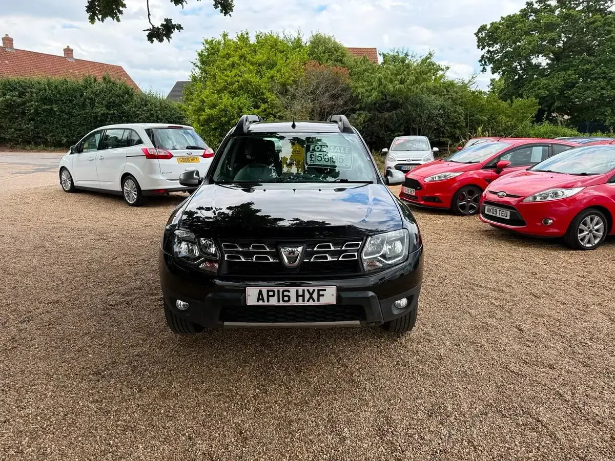 Used Dacia Duster Lauréate 2016 Black SUV