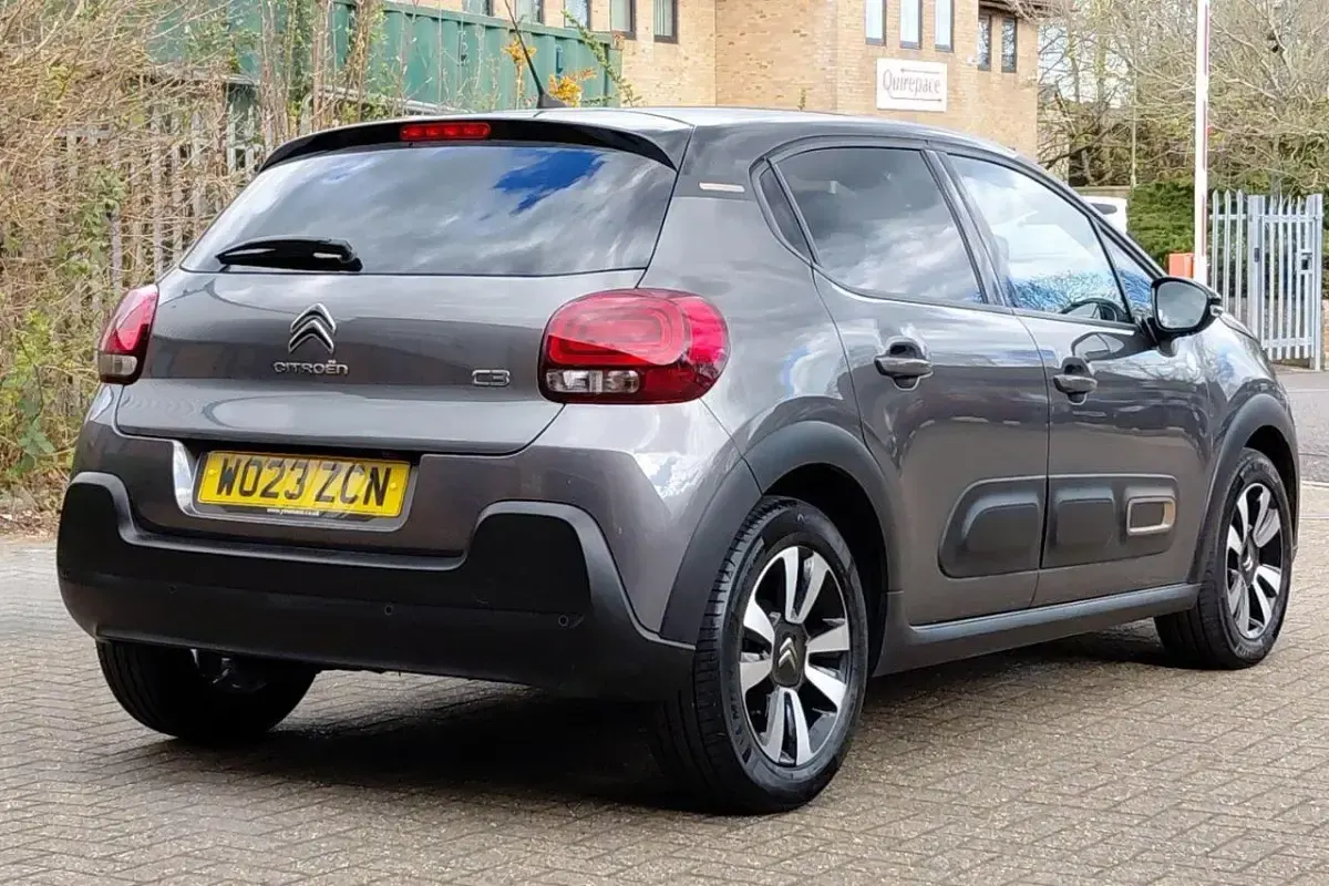 Used Citroën C3 PureTech 82 HP (60 kW) 2023 Grey Hatchback
