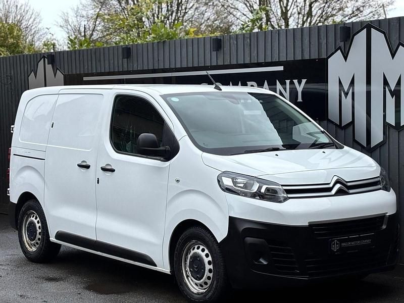 Used Citroën Dispatch 2019 White MPV